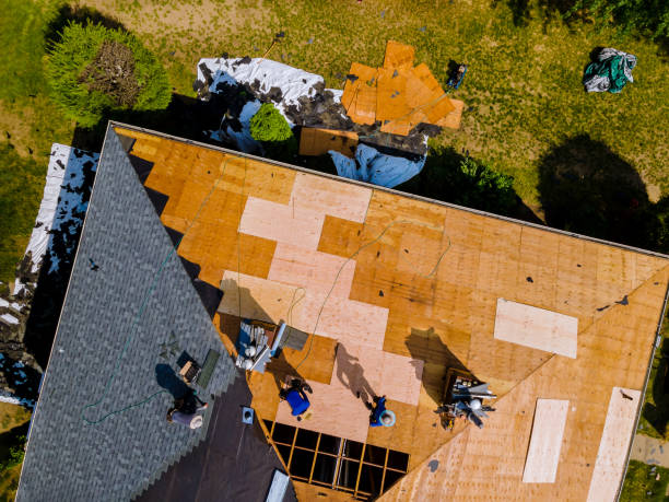 Best Emergency Roof Repair  in Baldwyn, MS